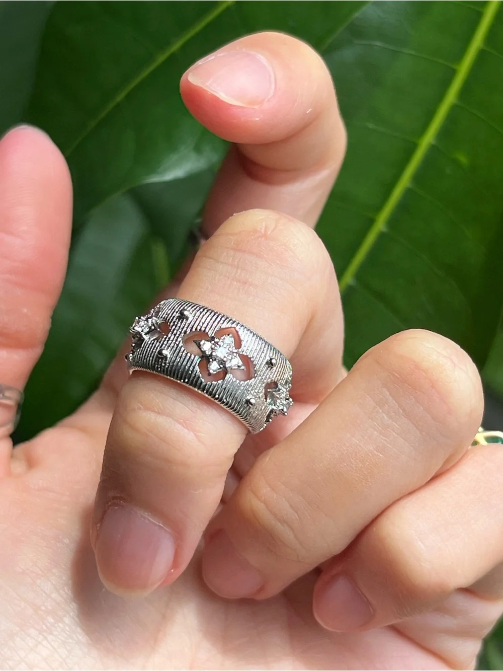 Sterling Silver Floral Cutout Filigree Wide Band Ring w/Accent Stones,adjustable